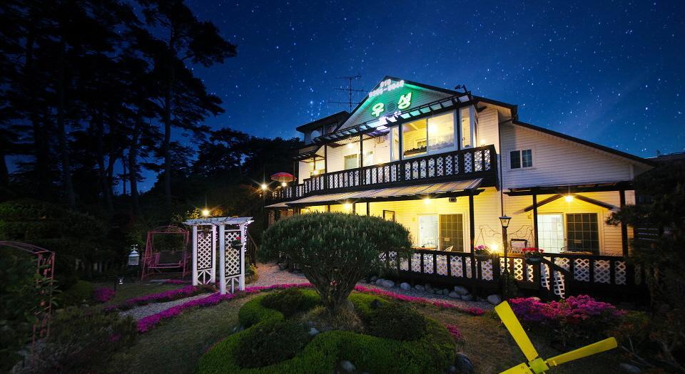 גנגנאונג Gyeongpo Woosung Pension מראה חיצוני תמונה