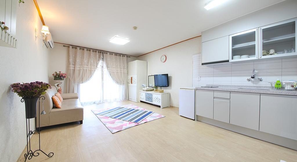גנגנאונג Gyeongpo Woosung Pension מראה חיצוני תמונה
