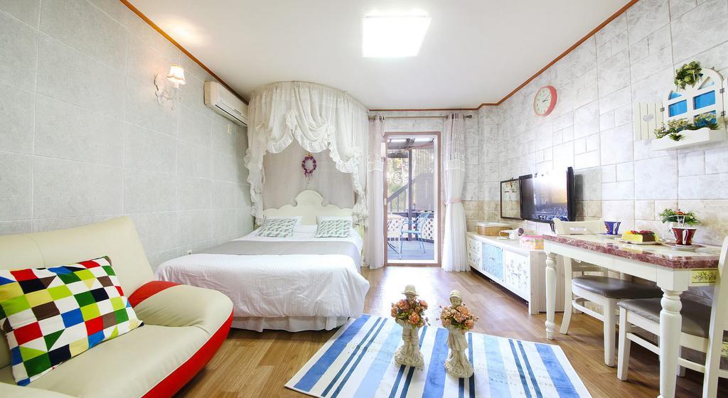 גנגנאונג Gyeongpo Woosung Pension מראה חיצוני תמונה